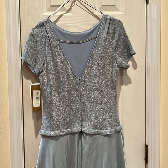 Beautiful Ice Blue formal dress Never worn!  New with tags - Picture 5 of 8
